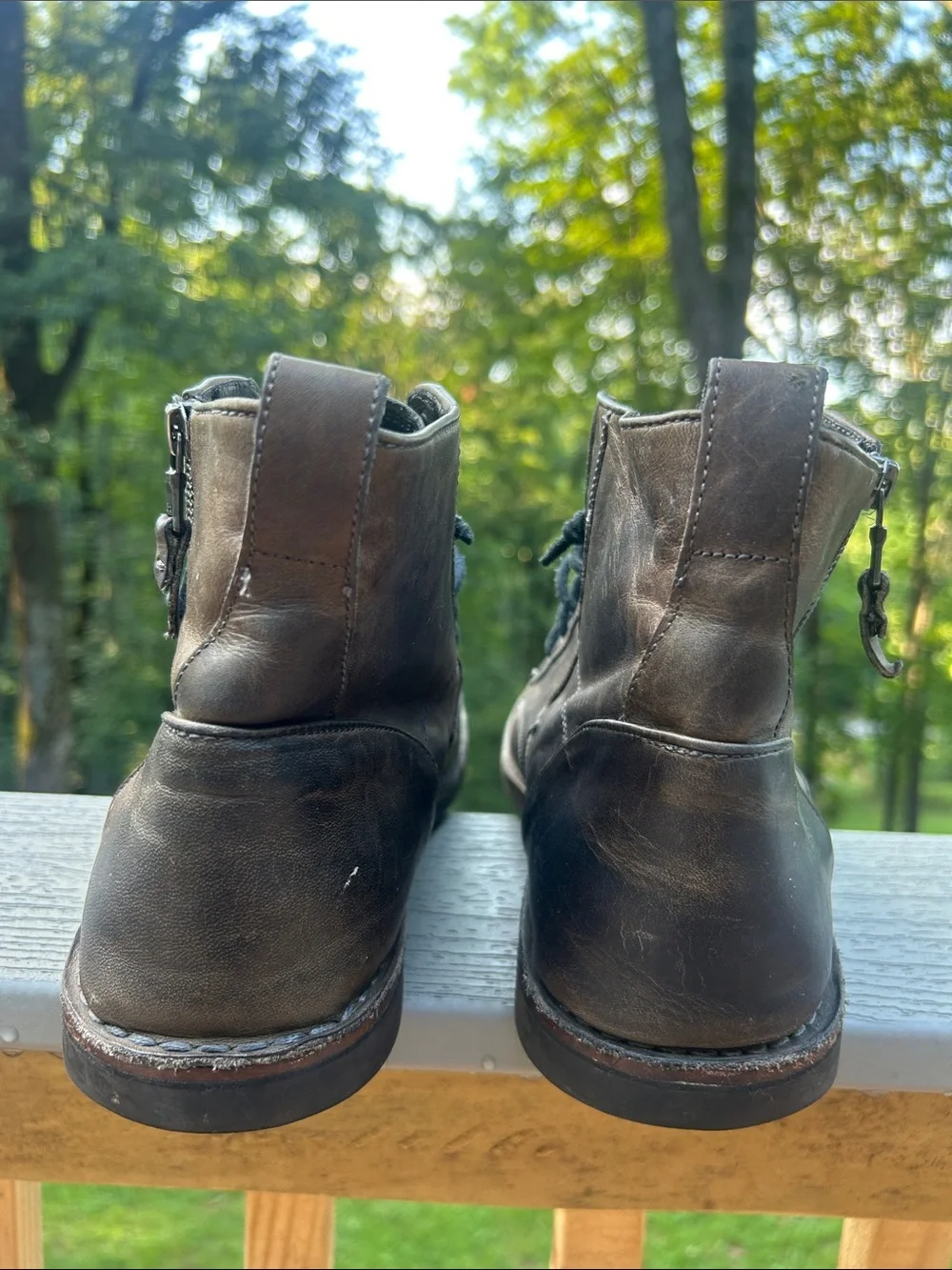 John Varvatos Barrett Side Zip Chukka Boots Men’s Size 11 Brown Leather